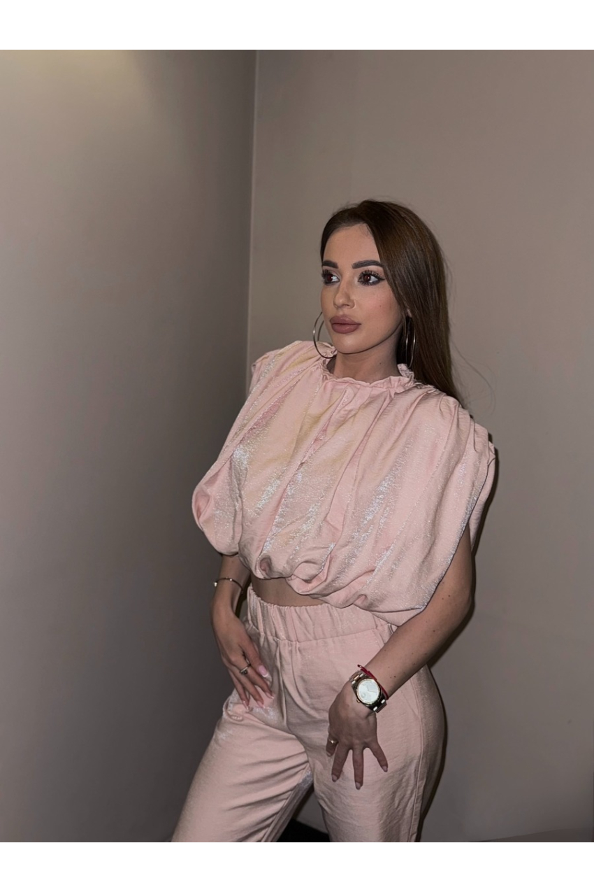 Елегантен комплект в розов нюанс