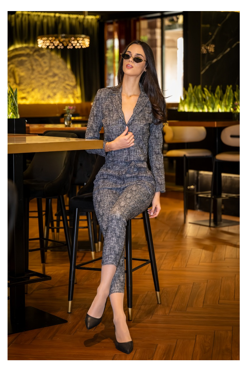 Костюм Grey Muse