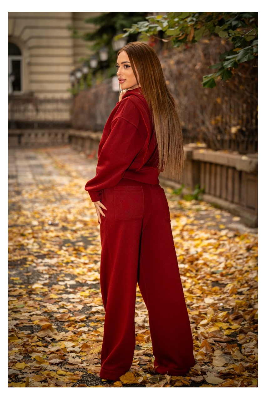 Спортен комплект Burgundy Muse