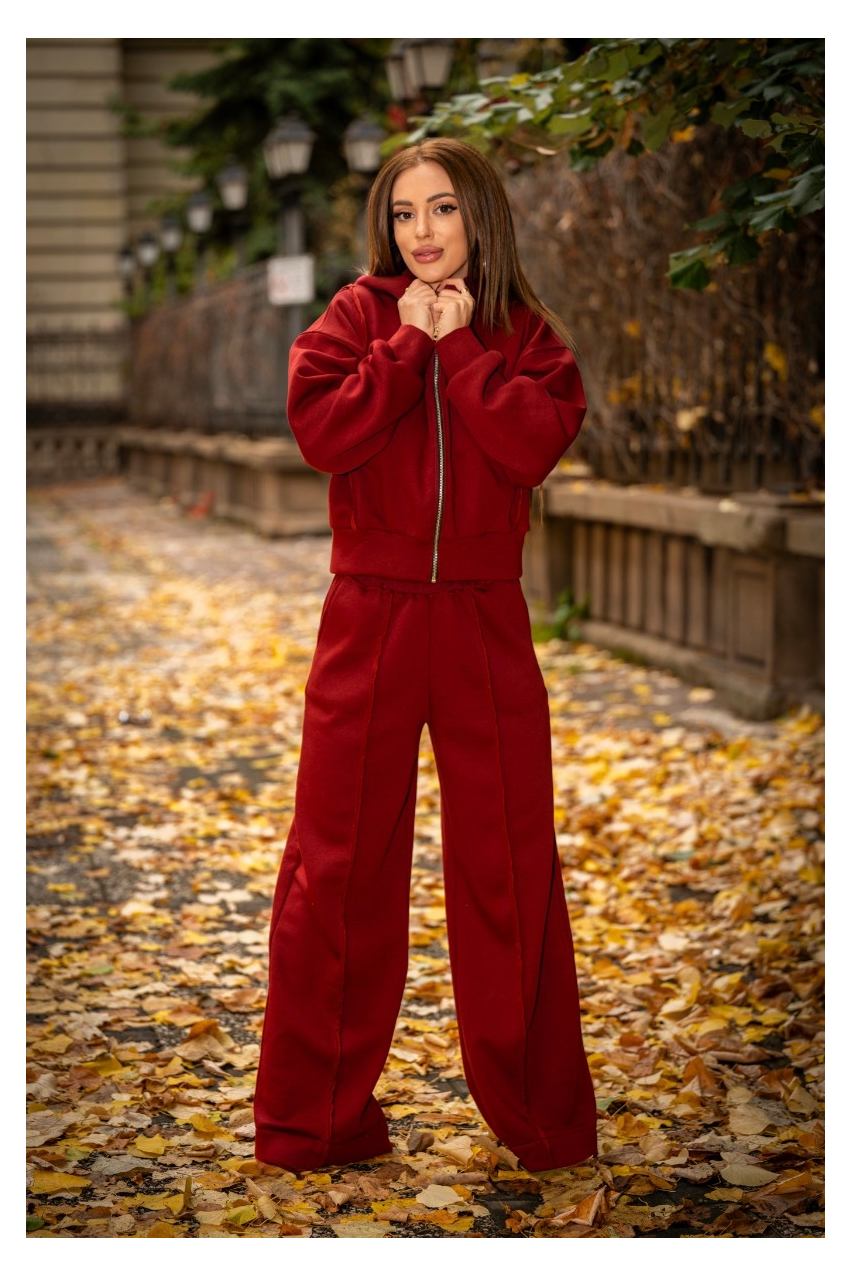 Спортен комплект Burgundy Muse