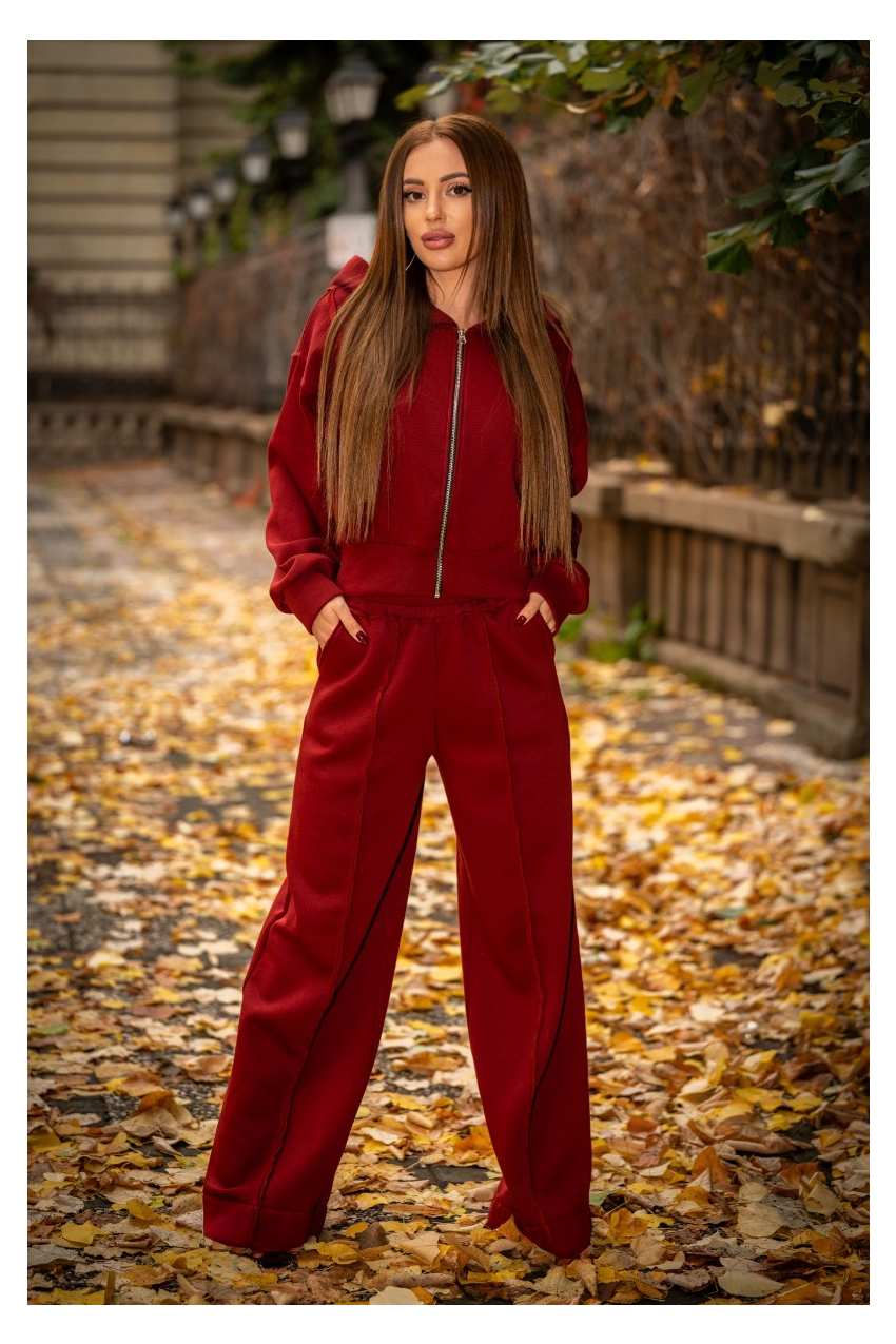 Спортен комплект Burgundy Muse
