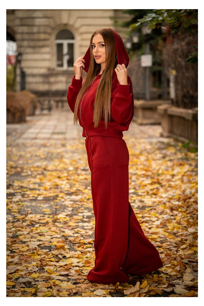 Спортен комплект Burgundy Muse