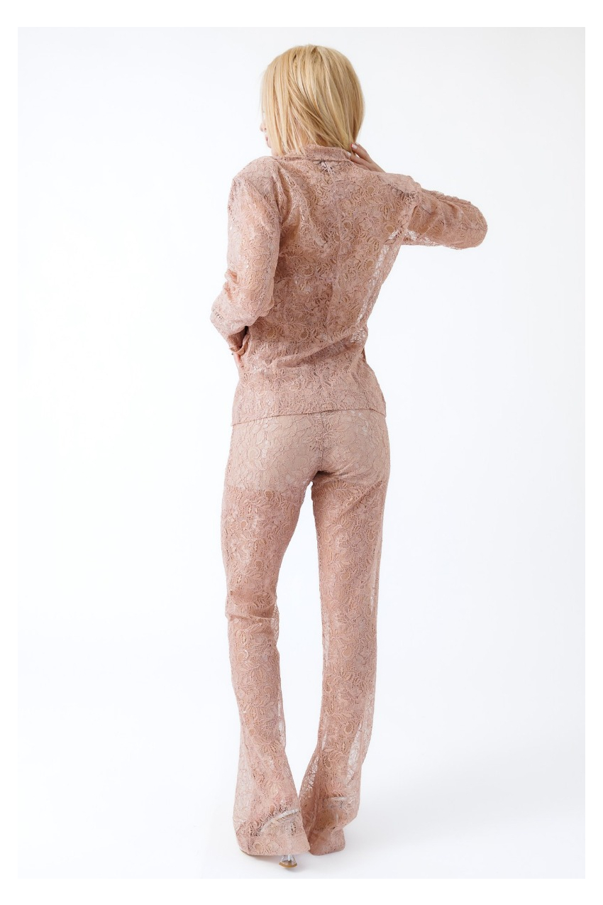 Елегантен дантелен костюм Яна