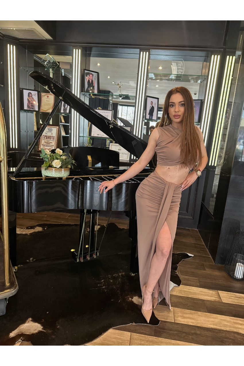 Елегантен сет Nude