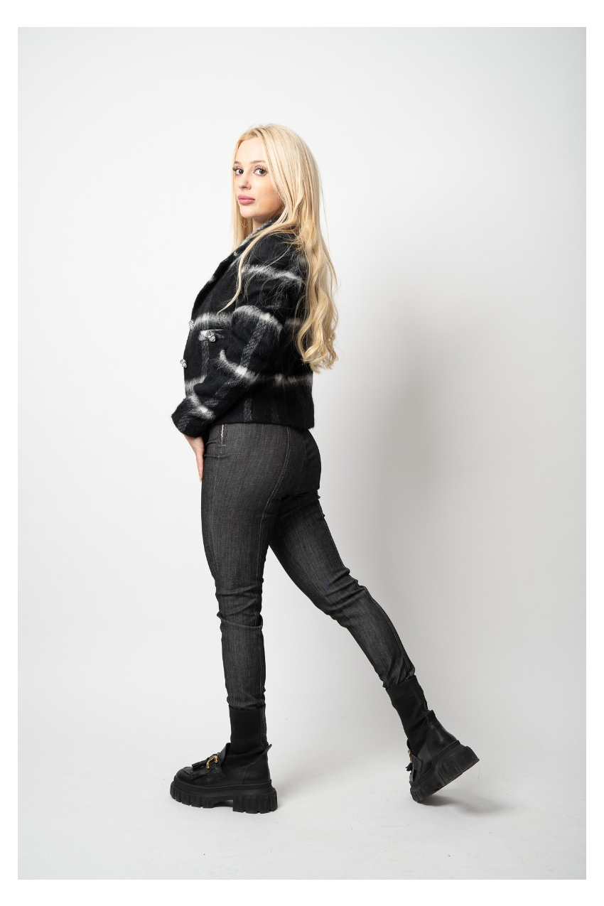 Елегантно дамско късо палто Лейла