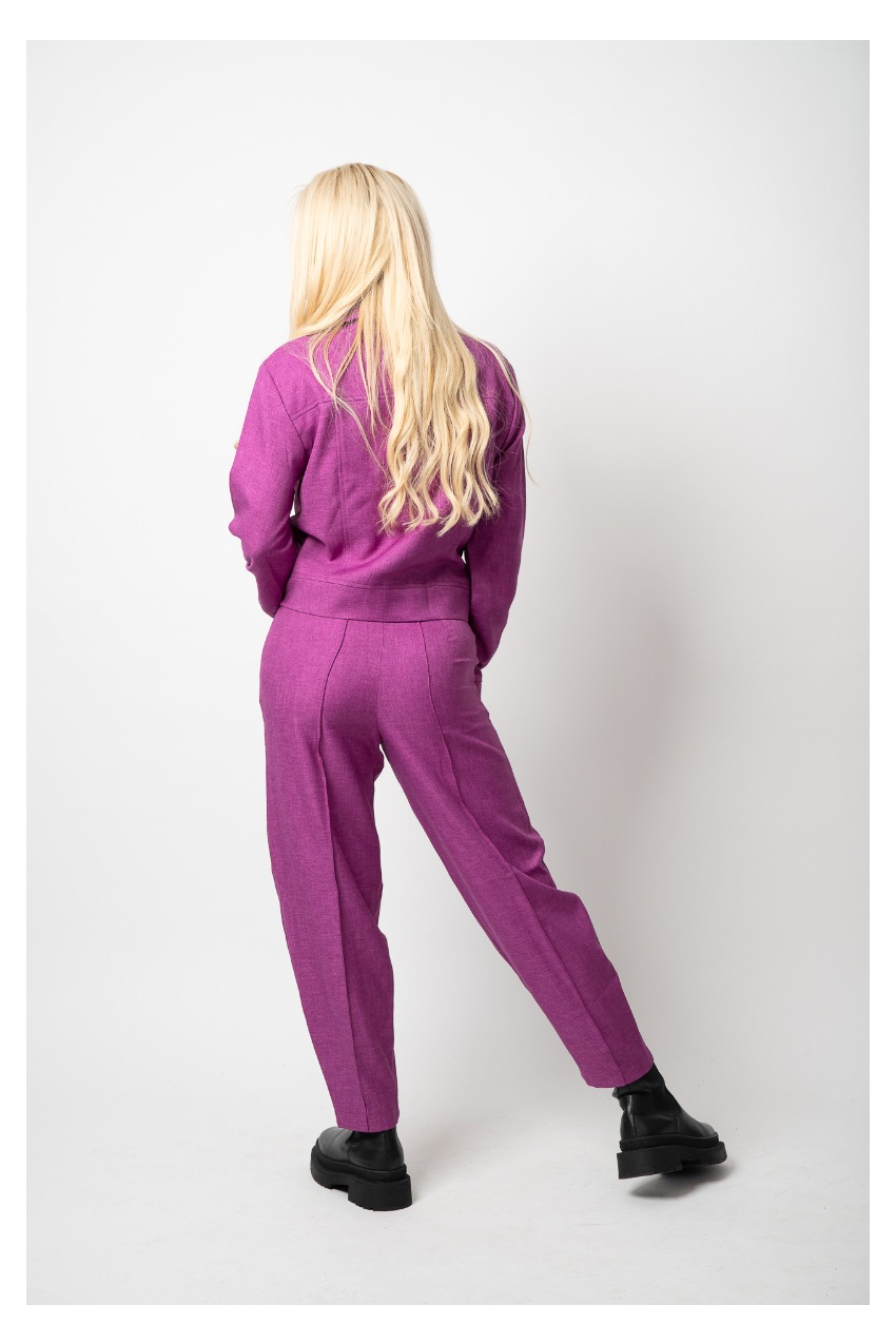 Спортно елегантен дамски костюм Лила