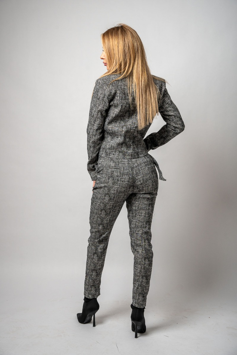 Елегантен костюм Лариса