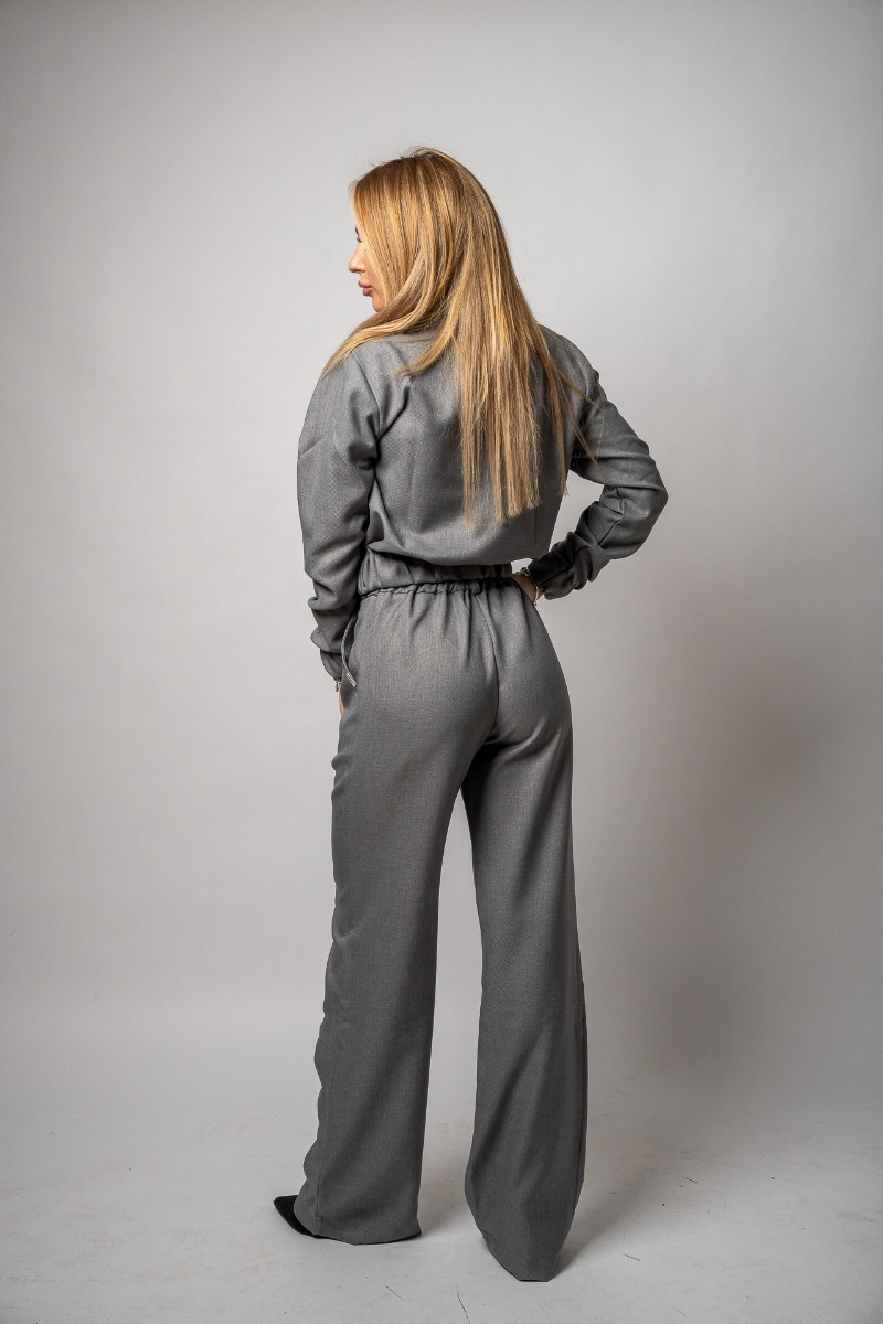 Спортно елегантен дамски костюм Айлин