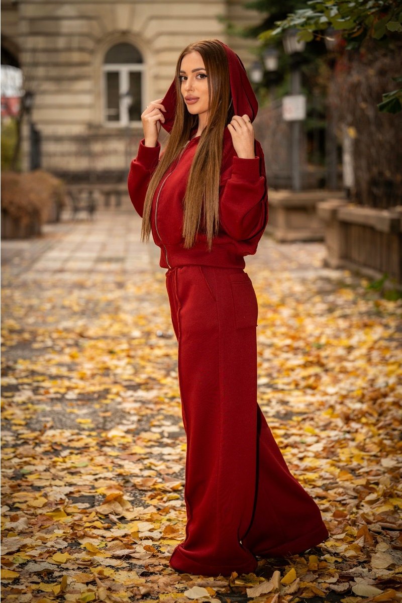 Спортен комплект Burgundy Muse