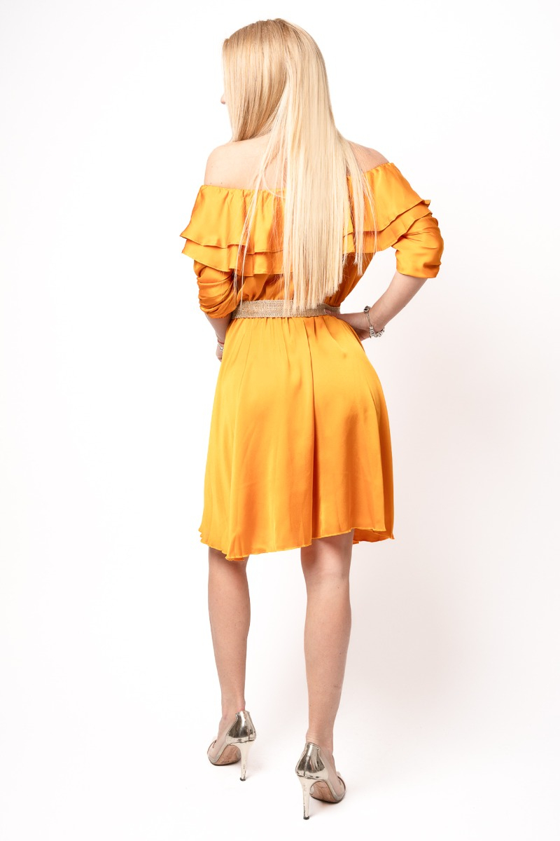 Къса рокля Дара