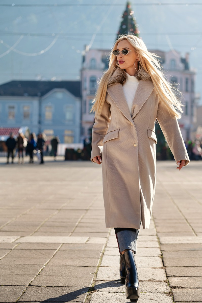 Елегантно дамско палто Бела