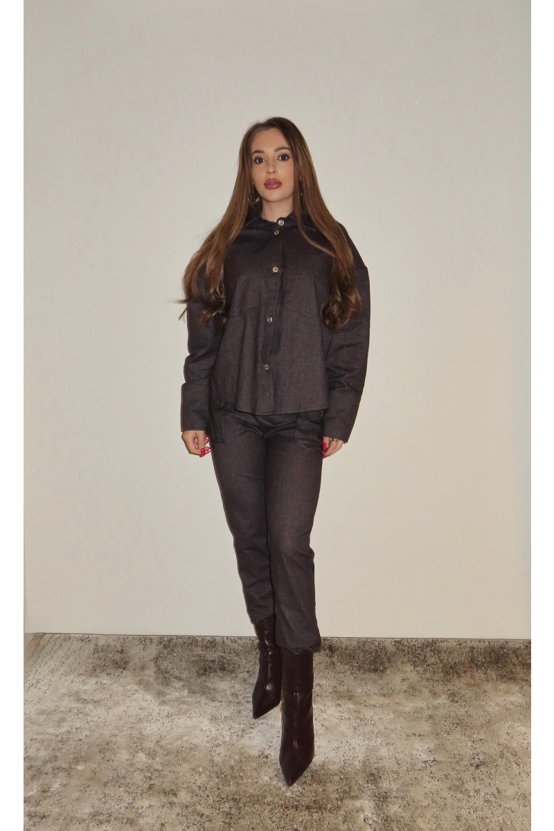 Дамски комплект с риза